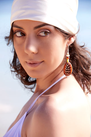 BROWN LIGHT WOOD FEATHER EARRINGS