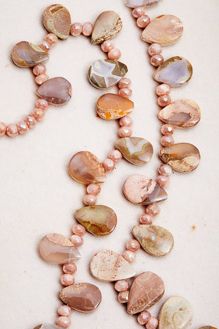 PINK SHADES OF SAND NECKLACE