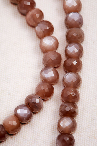 SOFT BROWN SHADES OF SAND NECKLACE