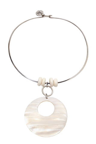 MODERN STERLING SILVER AND LARGE WHITE SHELL CHOKER NECKLACE