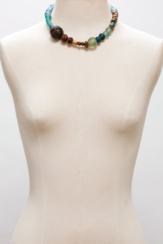 SEA BLUE ISLAND CHOKER NECKLACE