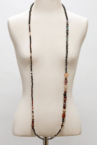 LONG BLACK CAMPFIRE PARTY NECKLACE