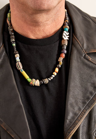 DYNAMIC BLACK CAMPFIRE NECKLACE