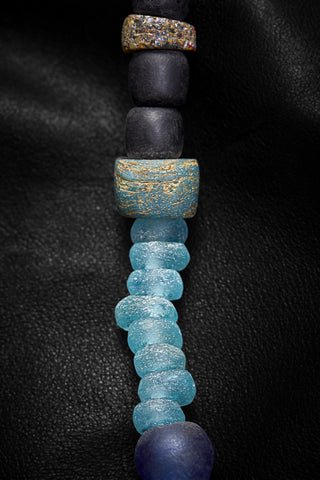 FUNKY MIDNIGHT STAR GAZER NECKLACE