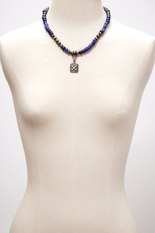 OXIDIZED STERLING SILVER AND BLUE NECKLACE WITH VINTAGE CROSSED ARROW PENDANT