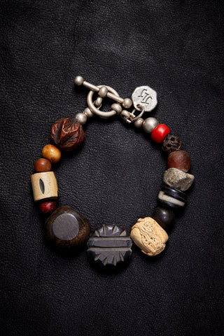 BLACK CAMPFIRE FUNKY RED POP BRACELET