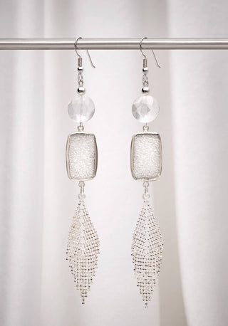 WHITE MOONLIGHT EARRINGS