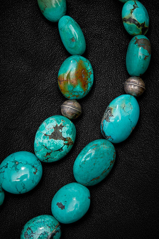 ENCHANTING BLUE TURQUOISE NECKLACE WITH PENDANT