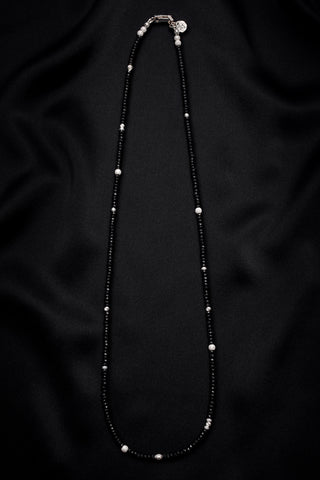 MIDNIGHT RENDEVOUS NECKLACE